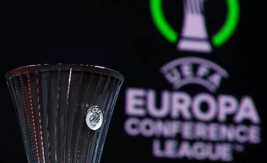 星空体育下载-【观察】热刺罗马都无好签，第三大杯重在“学地理”？